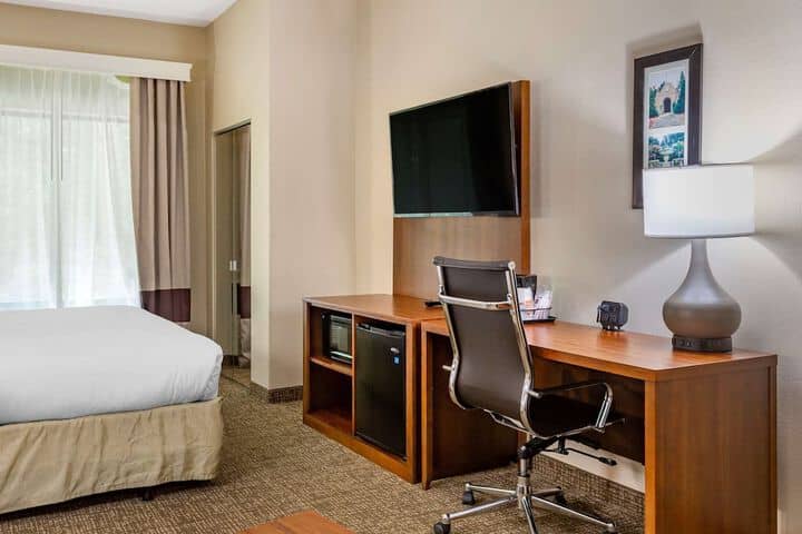 Room 12 of 31